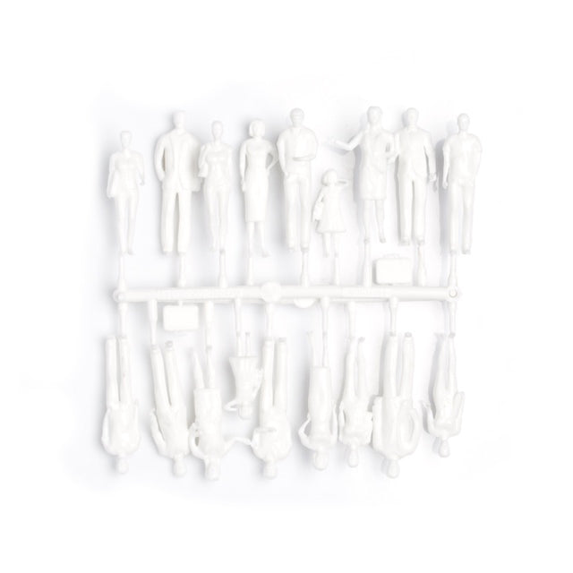 schulcz-figures-hermoli-stehende-figuren-wei-1-50-36-mm image 1